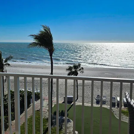 Sunset And Beach View Apartment 402